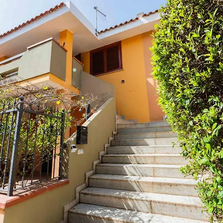 Vale Apartment
